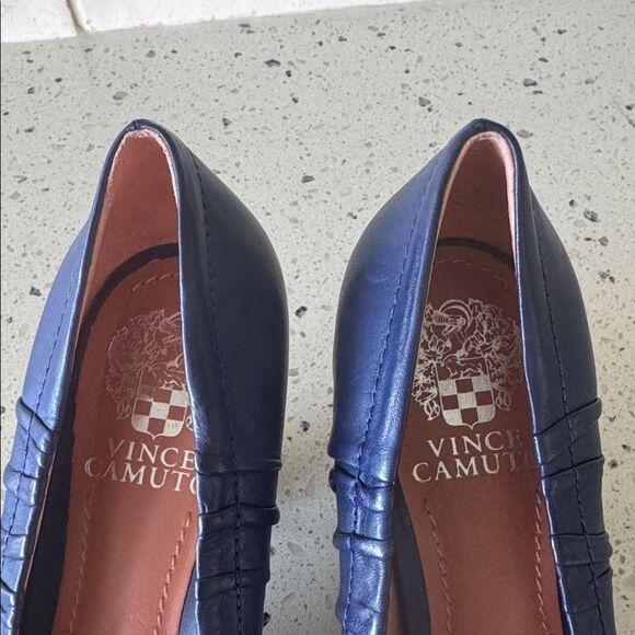 Vince Camuto Blueberry Leather Cone Heels Pumps Rosette Detail Women’s Size 7.5B - Picture 11 of 12